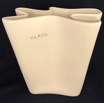 21.5 cm · 21.5 cm